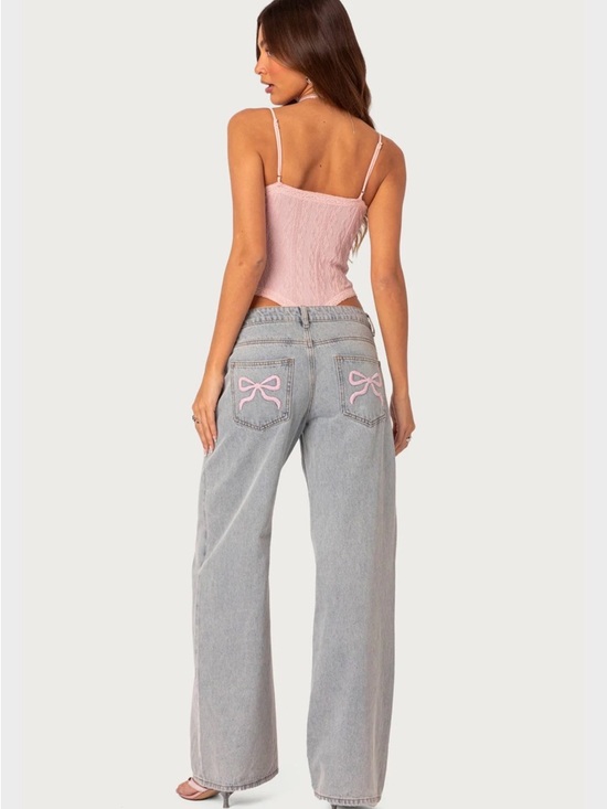 Edikted Denim - Edikted Bow Pocket Low Rise Baggy Jeans|Medium|27-28-29